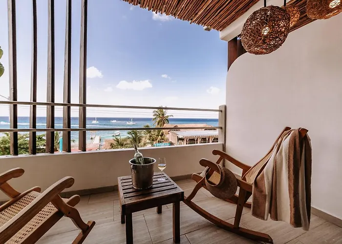 Hotel Albatros By Bedsfriends (adults Only) *