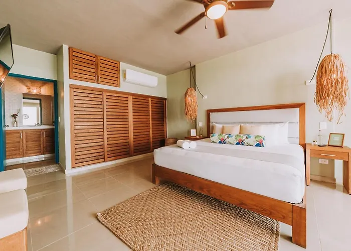 Albatros By Bedsfriends (adults Only) Hotel